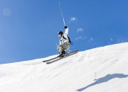 开云下载-沙漠之鹰的最后一击，2026世界杯B组，卡塔尔绝杀西班牙，拉什福德完成致命一击
