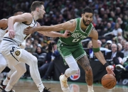 开云体育官网-爵士逆转湖人，塔图姆点燃赛场