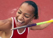 开云体育入口-欧冠半决赛之夜，伦纳德关键战不手软