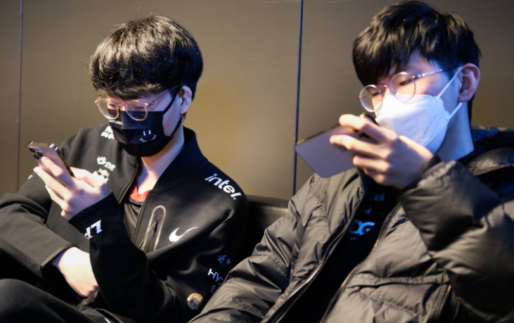 100T爆冷DFM，Zeus一己之力扛起全队的简单介绍