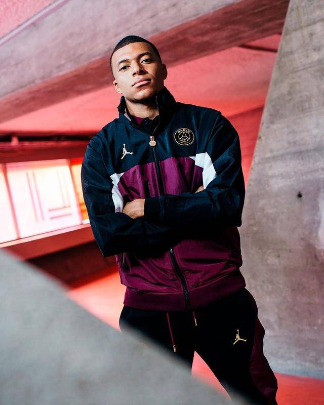 尼姆主场击败图卢兹,立于不败之地 尼姆主场击败图卢兹,立于不败之地