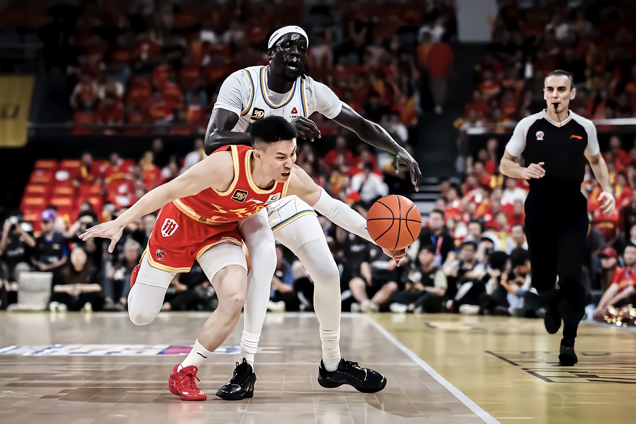 北京首钢队近期发挥出色，实力得到认可的简单介绍