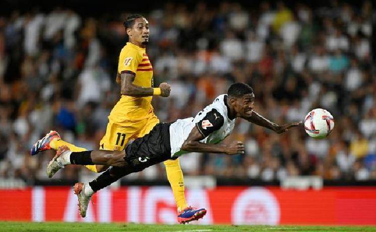 巴伦西亚客场失利,冲击前四名受挫 巴伦西亚客场失利,冲击前四名受挫