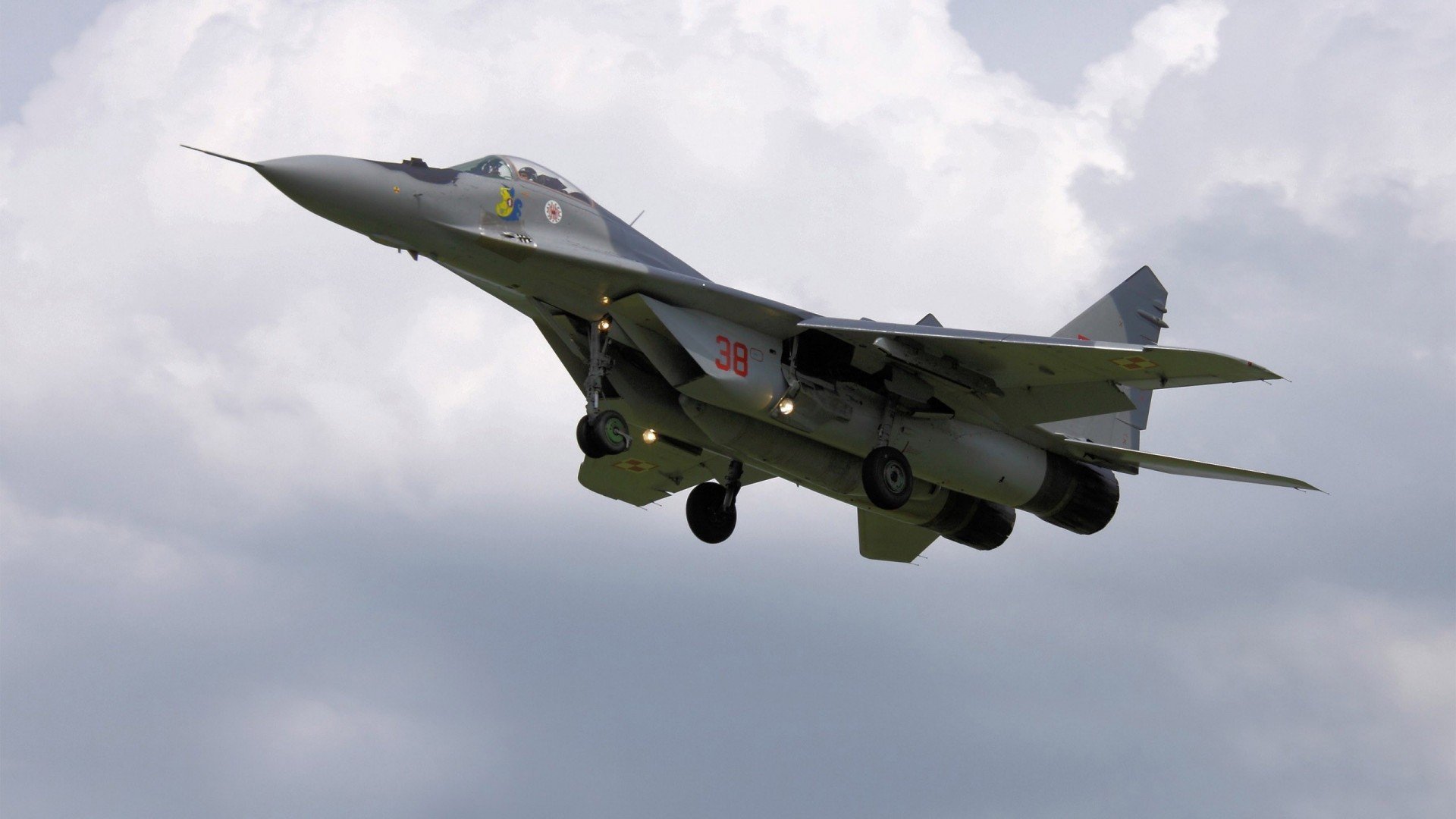 奥运周期关键战焦点战,突尼斯防守锁死摩纳哥,战术纪律铸就胜利