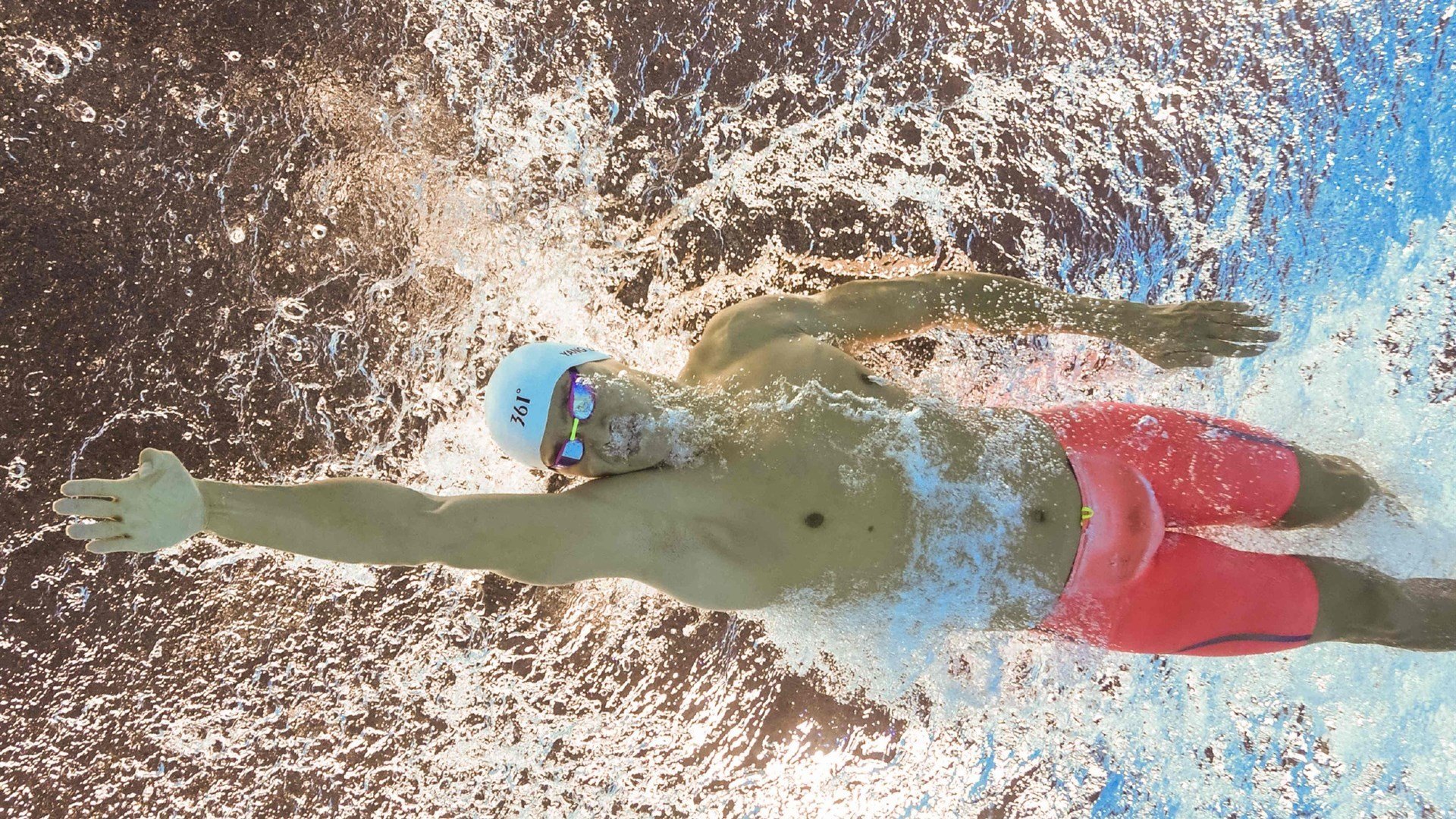 塔图姆成为全场焦点，开拓者强势晋级新疆队