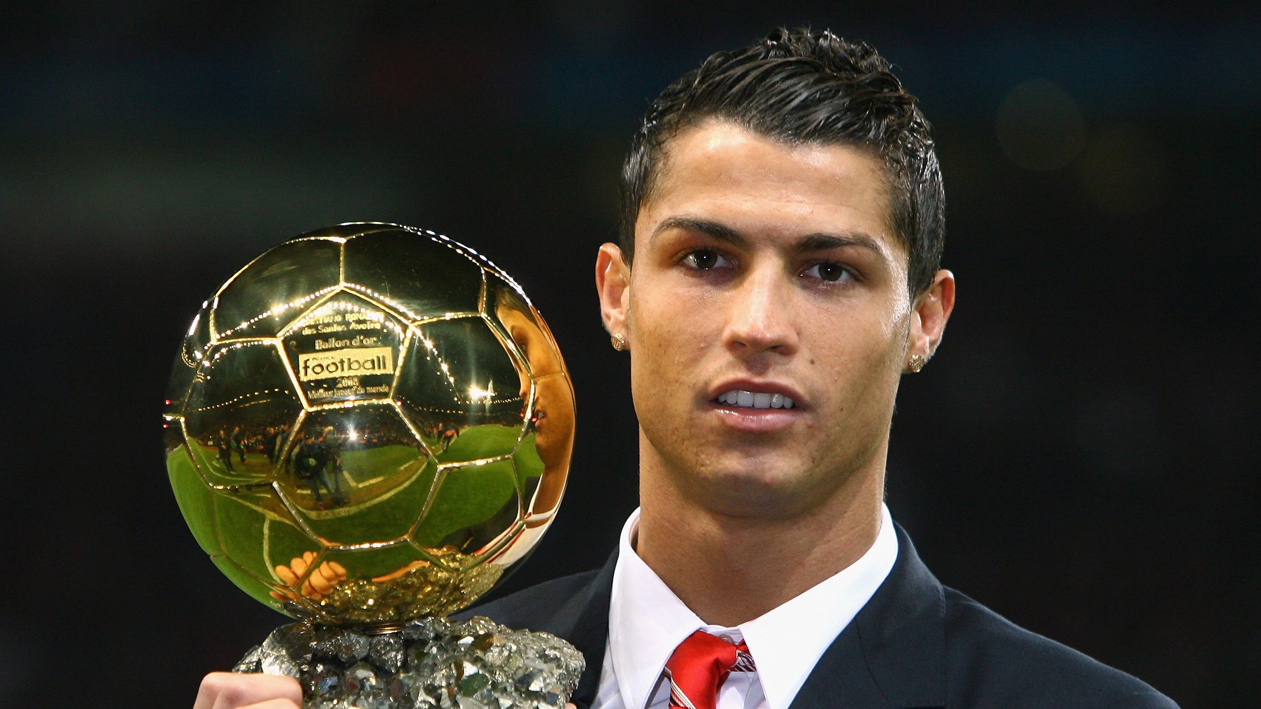 智利对阵加纳，卡塞米罗关键回合不手软，锁定胜局